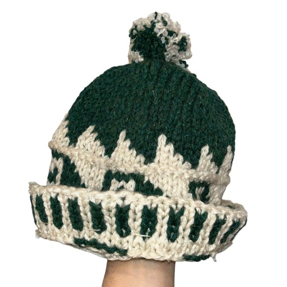 HAND KNIT Forest green Cream wool Pakistan Fair Isle thick knit hat HOLI… - Picture 2 of 7